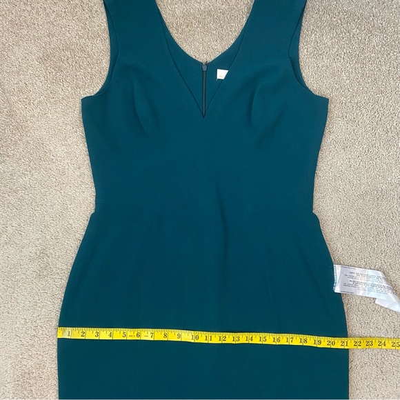 Dress The Population Sandra Gown Pine Green XXL - Picture 9 of 10